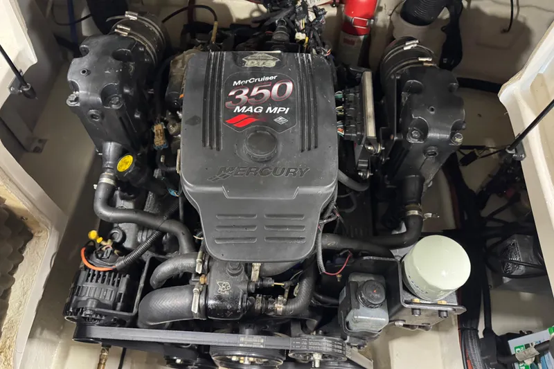 Slide: The Image of Engine of 2008 Sea Ray 240 Sundeck with MerCruiser 350 MAG MPI. - 13