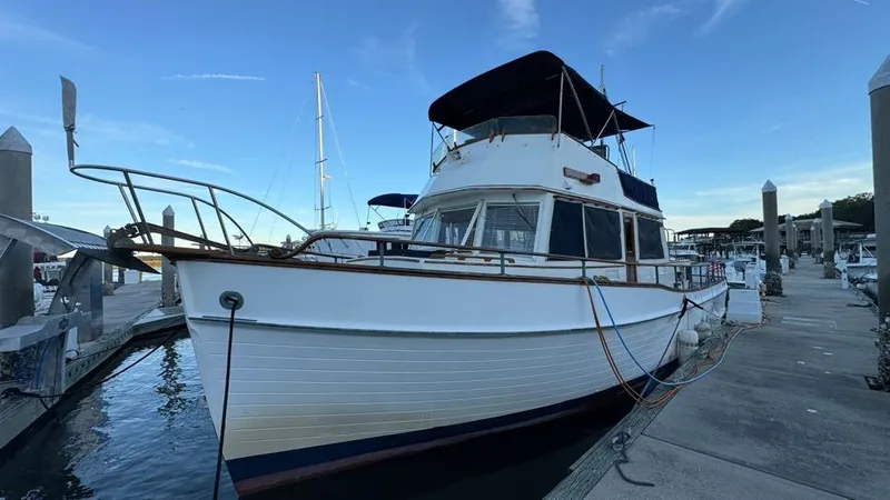 Slide: The Image of Exterior Port - 5