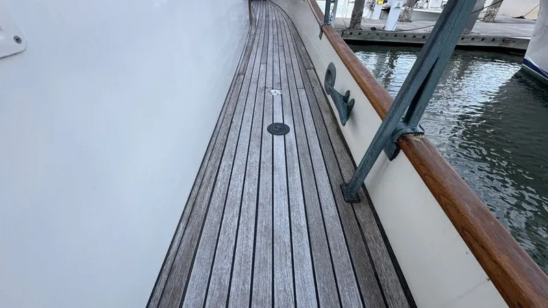 Slide: The Image of Side Deck - 62