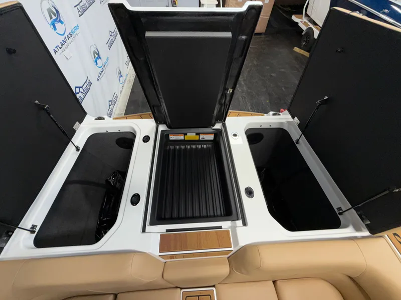 Slide: The Image of Moomba Craz 2026 - 32