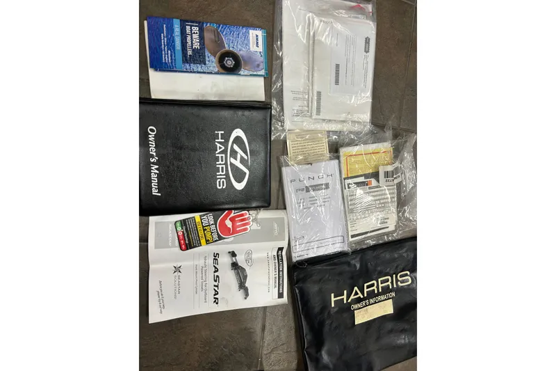 Slide: The Image of Bar graph displaying engine RPM range and hours for 2019 Harris CRUIZER 230 SALT EDITION. - 12