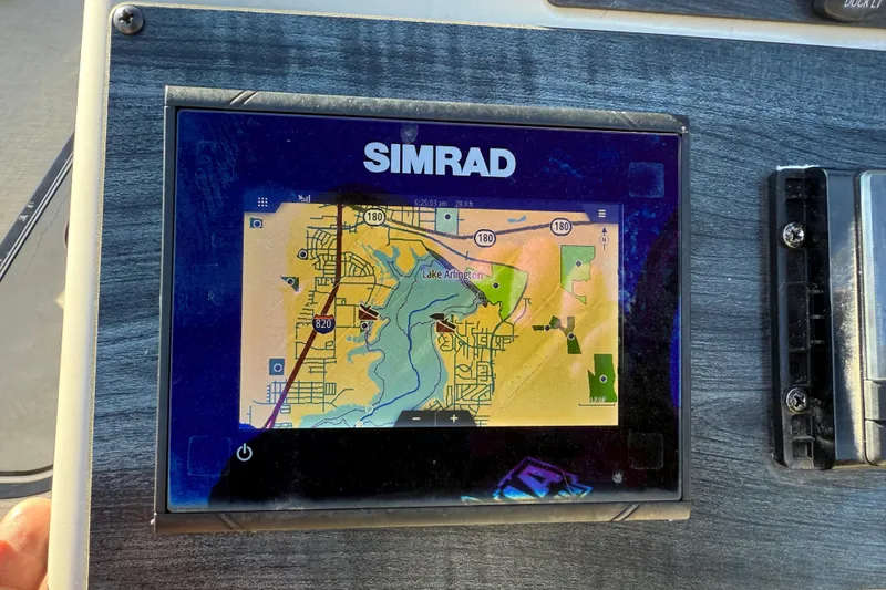 Slide: The Image of Simrad navigation display on 2019 Harris CRUIZER 230 SALT EDITION boat. - 98