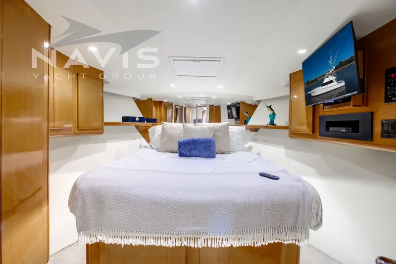 Slide: The Image of Luxurious VIP ensuite bathroom with modern fixtures. - 44