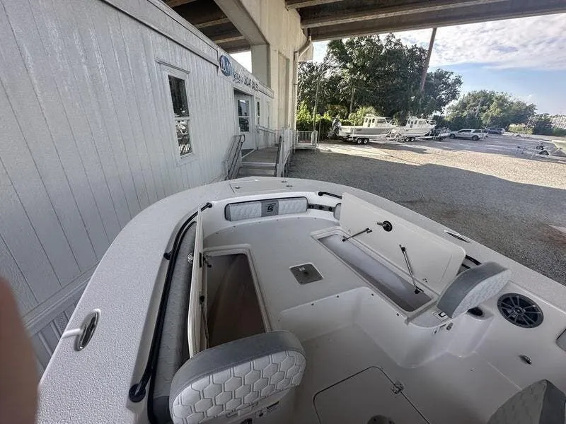 Slide: The Image of Carolina 24 Ultra Elite 2026 - 11