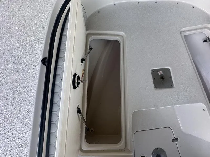 Slide: The Image of Carolina 24 Ultra Elite 2026 - 21