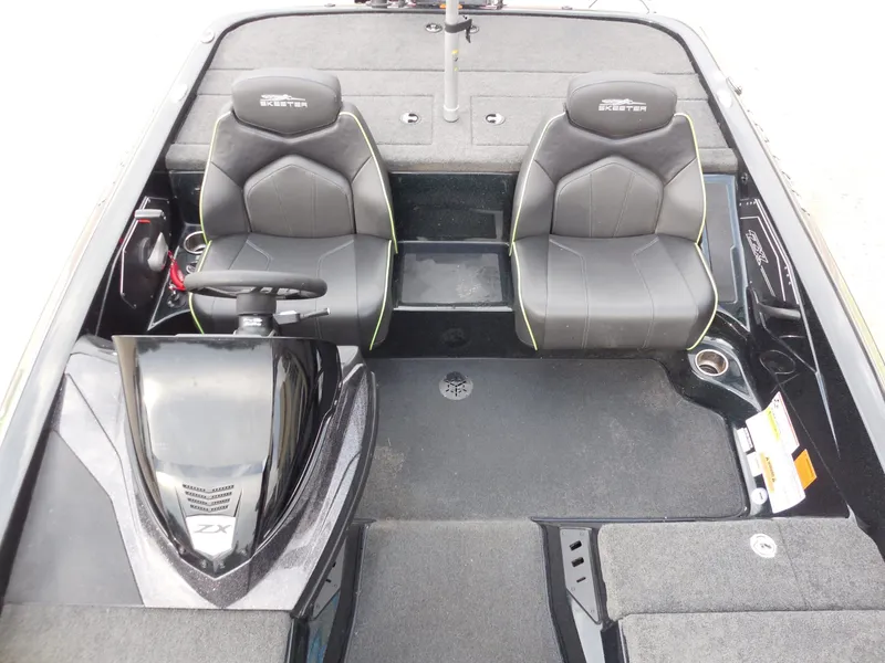 Slide: The Image of Skeeter 150 Zx 2022 - 12