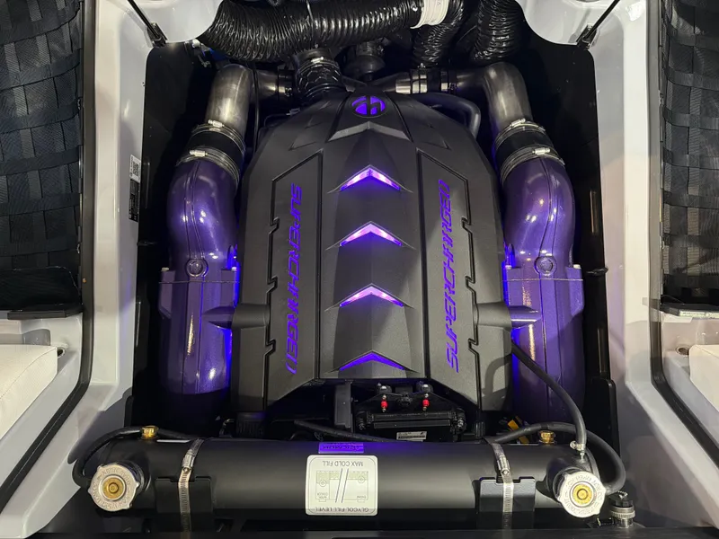 Slide: The Image of MasterCraft XStar 25 2026 - 23