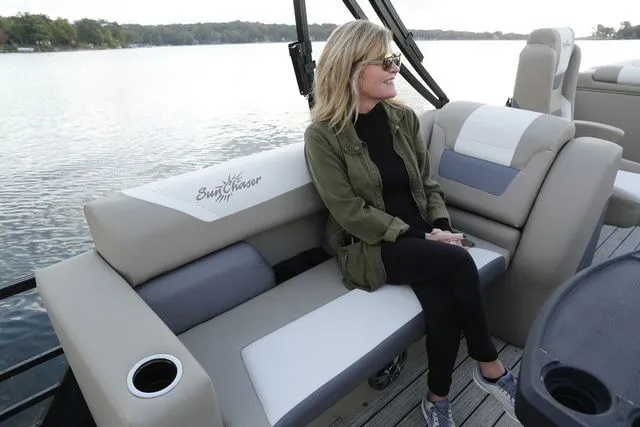 Slide: The Image of SunChaser Eclipse 25 LR DH 2026 - 4