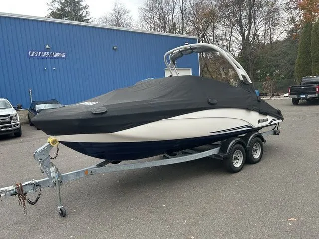 Slide: The Image of Yamaha 212 Limited S 2019 - 17