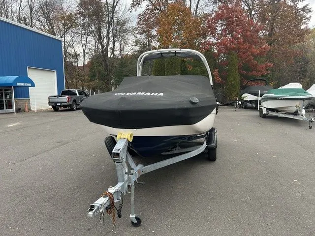 Slide: The Image of Yamaha 212 Limited S 2019 - 19