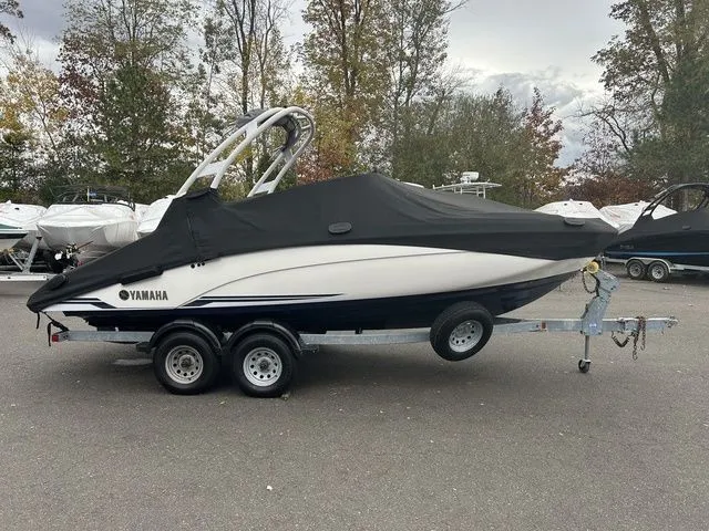 Slide: The Image of Yamaha 212 Limited S 2019 - 23