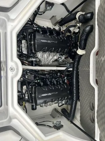 Slide: The Image of Yamaha 212 Limited S 2019 - 27