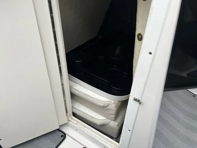 Slide: The Image of Yamaha 212 Limited S 2019 - 34