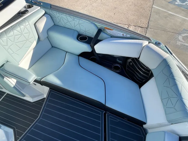 Slide: The Image of Nautique Super Air Nautique G25 Paragon 2021 - 31