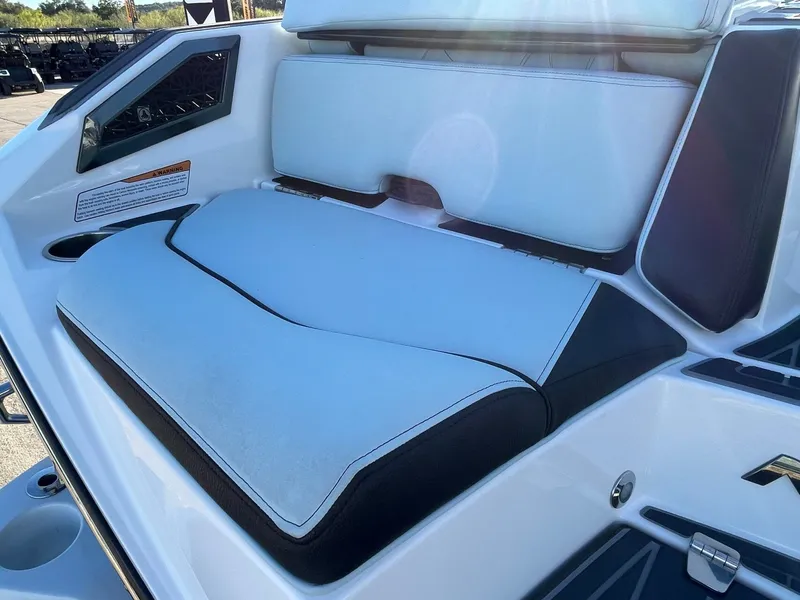 Slide: The Image of Nautique Super Air Nautique G25 Paragon 2021 - 65