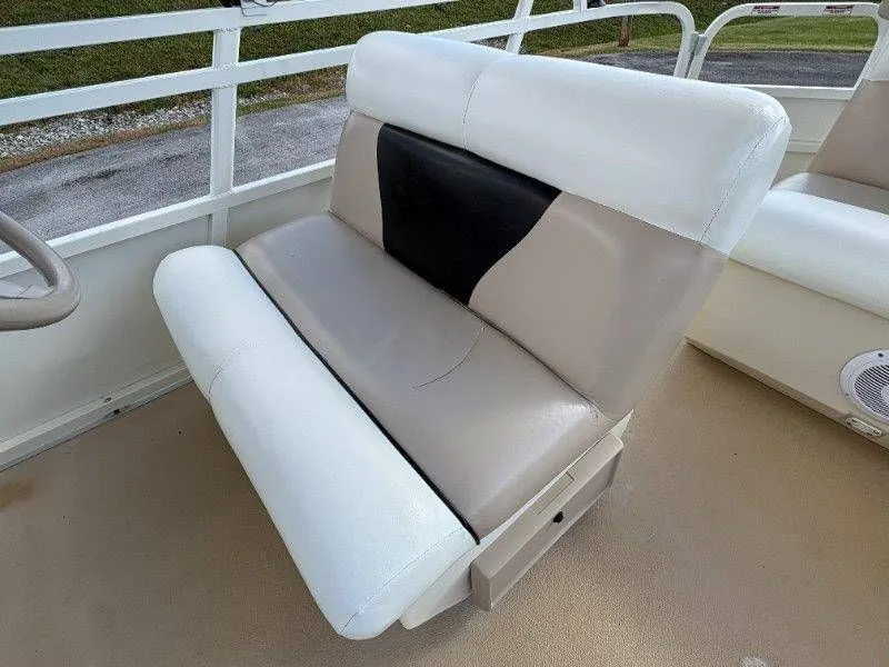 Slide: The Image of Bentley 220 Fish 2009 - 27