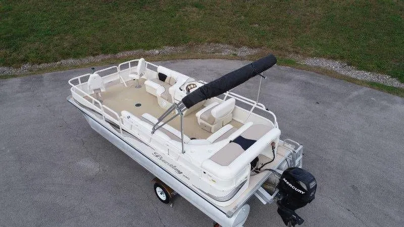 Slide: The Image of Bentley 220 Fish 2009 - 3