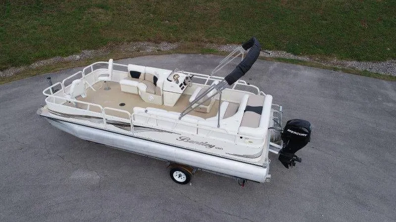 Slide: The Image of Bentley 220 Fish 2009 - 4