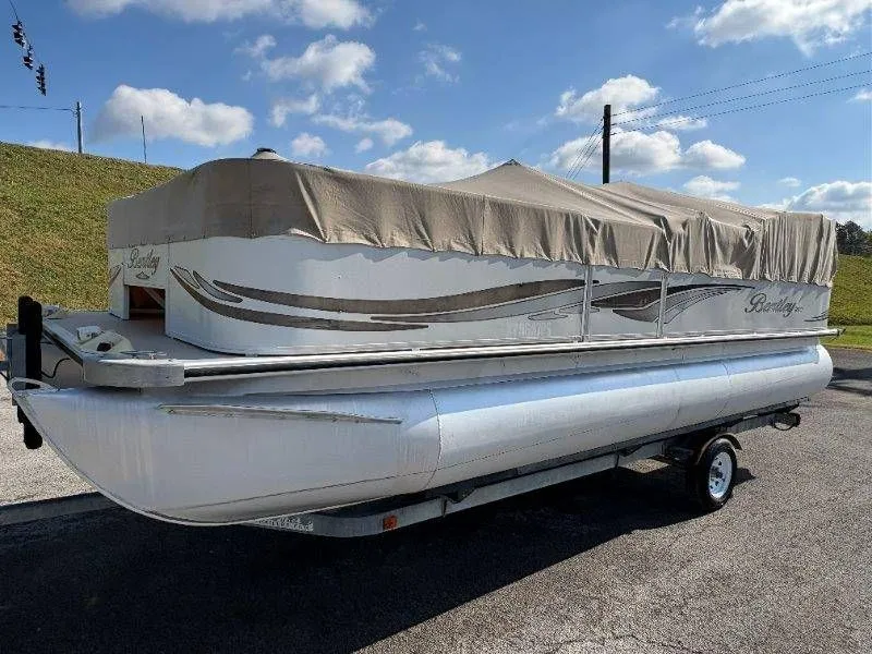 Slide: The Image of Bentley 220 Fish 2009 - 46