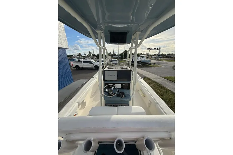 Slide: The Image of 2026 Skeeter SX2550 Family boat interior with Garmin navigation system. - 12