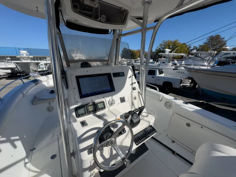 Slide: The Image of Century 2901 Center Console 2006 - 4