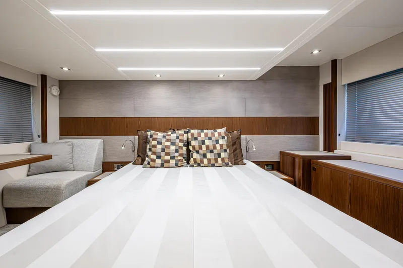 Slide: The Image of Sunseeker Predator 50 2019 - 50