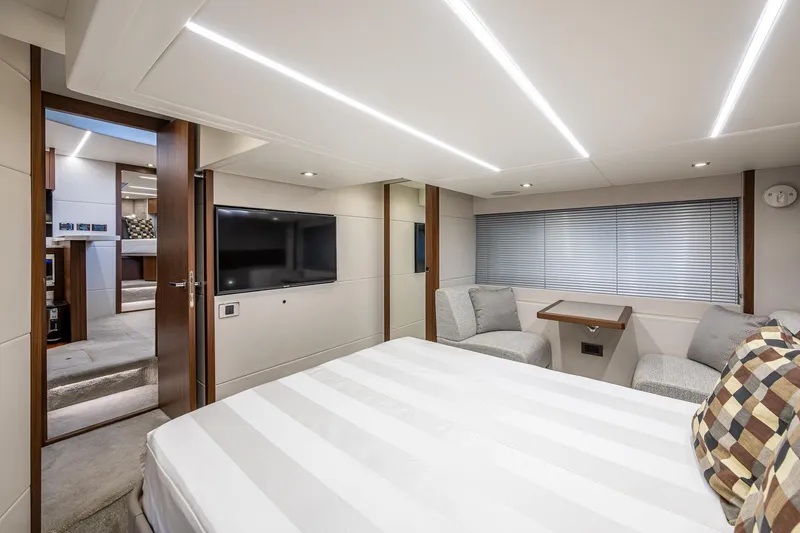 Slide: The Image of Sunseeker Predator 50 2019 - 53