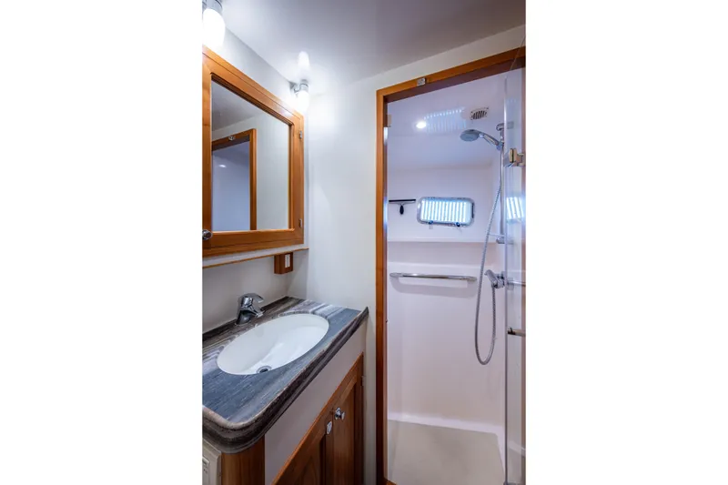 Slide: The Image of Guest head with granite countertop - 29