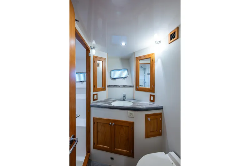 Slide: The Image of Master head vanity - 36