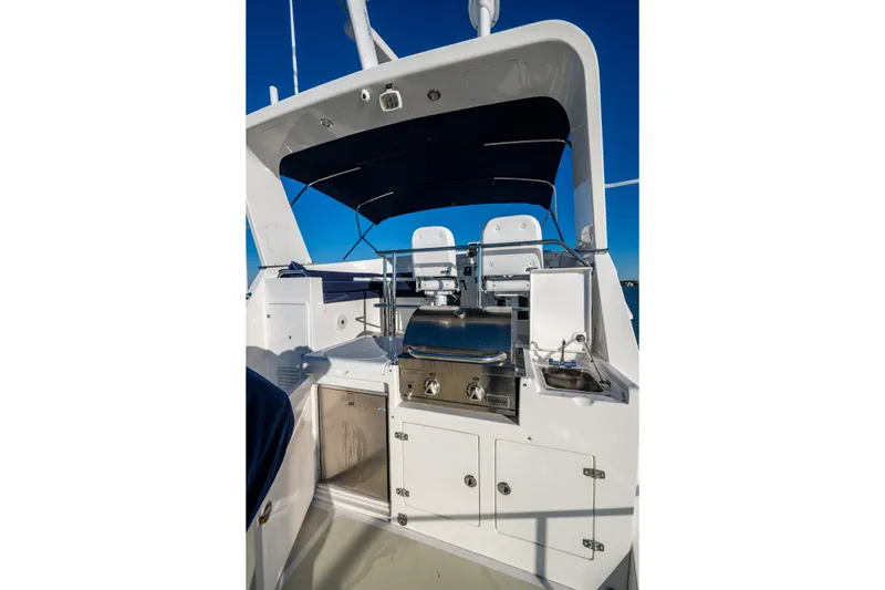 Slide: The Image of Summer kitchen and refrigerator/freezer - 50