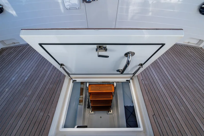 Slide: The Image of Lazarette access from the aft deck - 59