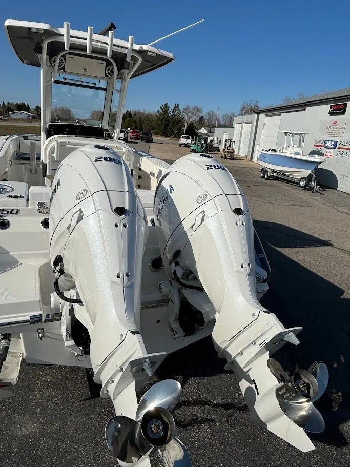 Slide: The Image of 2026 Robalo R250 3 - 3