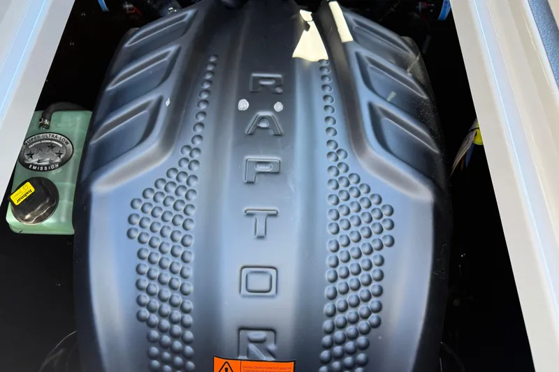 Slide: The Image of 2026 Moomba Mojo engine with Raptor branding, showcasing advanced design and super-ultra-low emissions. - 17