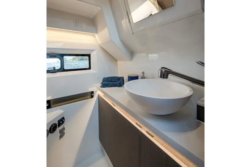 Slide: The Image of Electrical control panel on 2024 Jeanneau NC 895 Series 2 boat. - 9