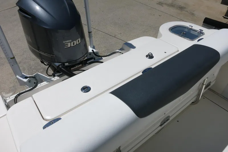Slide: The Image of 2021 Robalo R247 Dual Console boat with Yamaha 300 engine, rear view. - 42