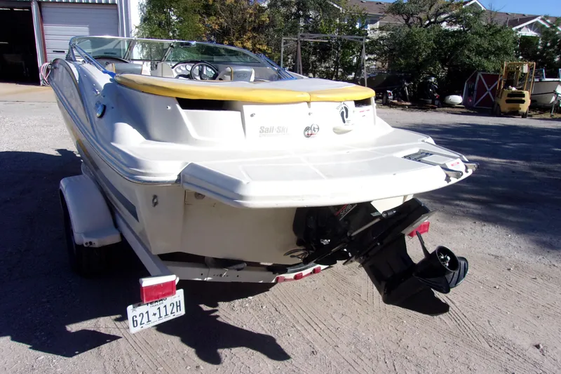 Slide: The Image of 2007 Sea Ray 185 Sport boat on trailer, rear view, outdoors. - 3