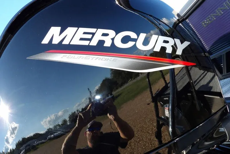 Slide: The Image of Mercury FourStroke engine on 2026 Bennington S L-Bench 22 SL boat. - 31