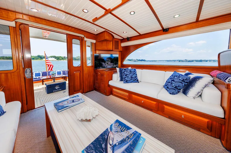 Slide: The Image of Vicem 72 Flybridge - 3