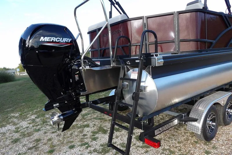 Slide: The Image of 2026 Bennington S L-Bench 22 SL pontoon boat with Mercury outboard engine. - 38