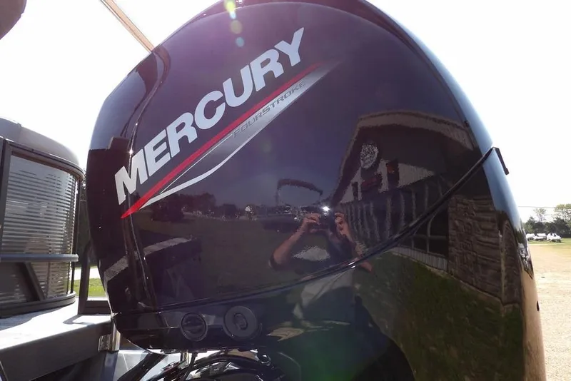 Slide: The Image of Mercury outboard motor on 2026 Bennington S Quad Bench 22 SSR boat. - 56