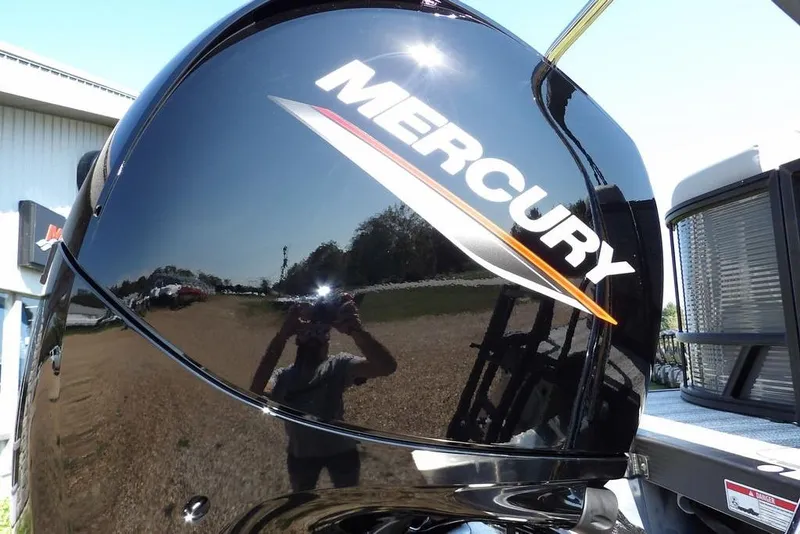 Slide: The Image of Mercury engine on 2026 Bennington S Quad Bench 22 SSR pontoon boat. - 57