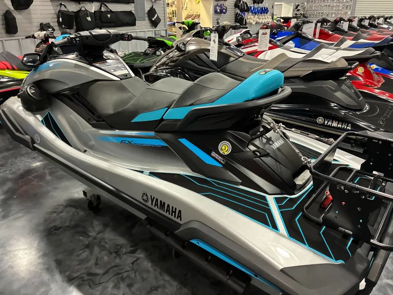 Slide: The Image of Yamaha FX Cruiser HO with Audio 2024 - 6