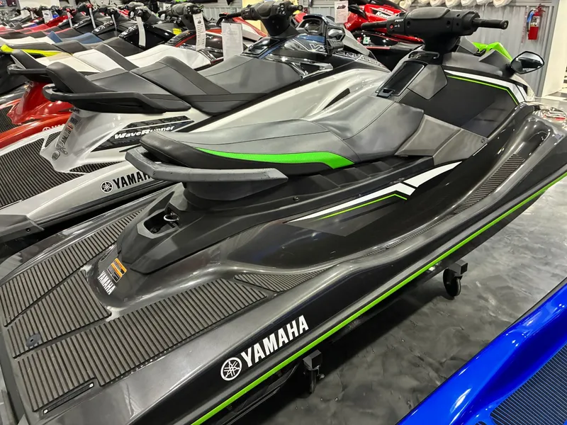 Slide: The Image of Yamaha EX Deluxe 2018 - 2