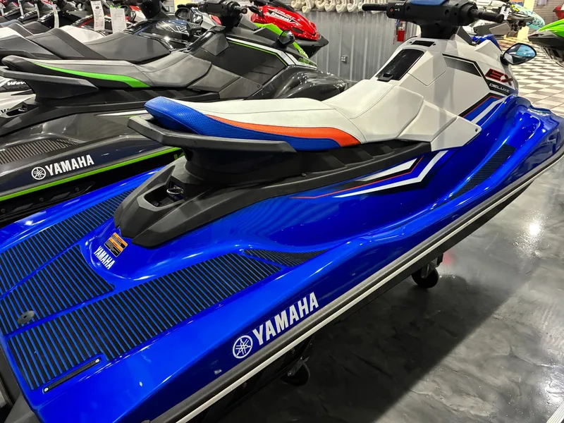Slide: The Image of Yamaha EX Deluxe 2019 - 3