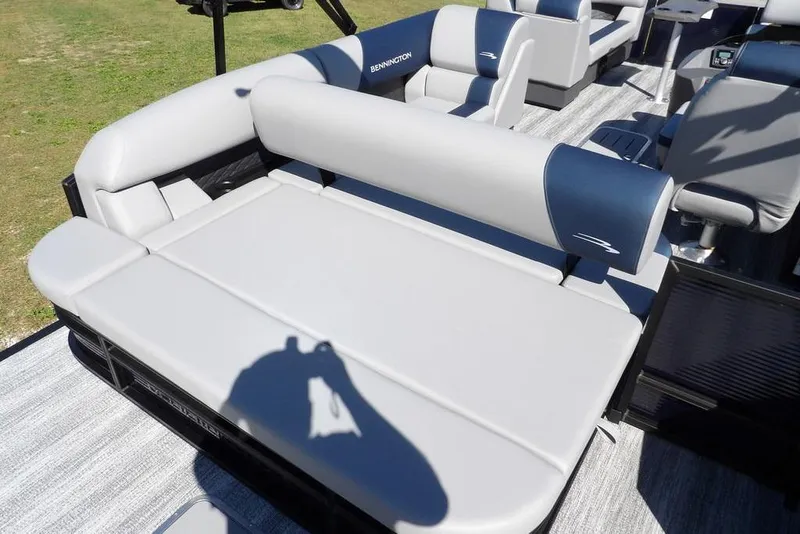 Slide: The Image of 2026 Bennington S Swingback 22 SSB pontoon boat with luxurious seating and modern design. - 30
