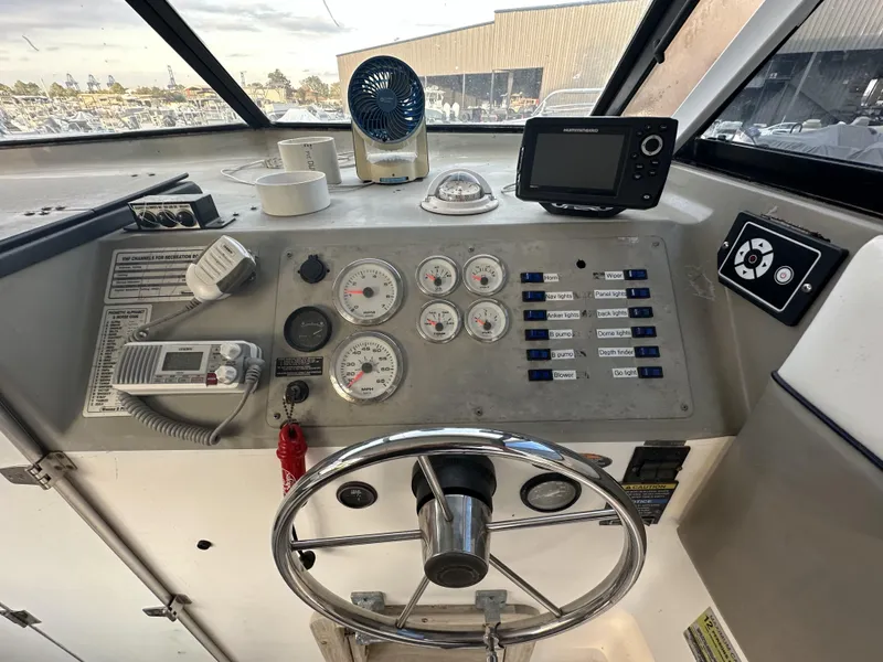 Slide: The Image of Bayliner 2452 Ciera Express 1998 - 12