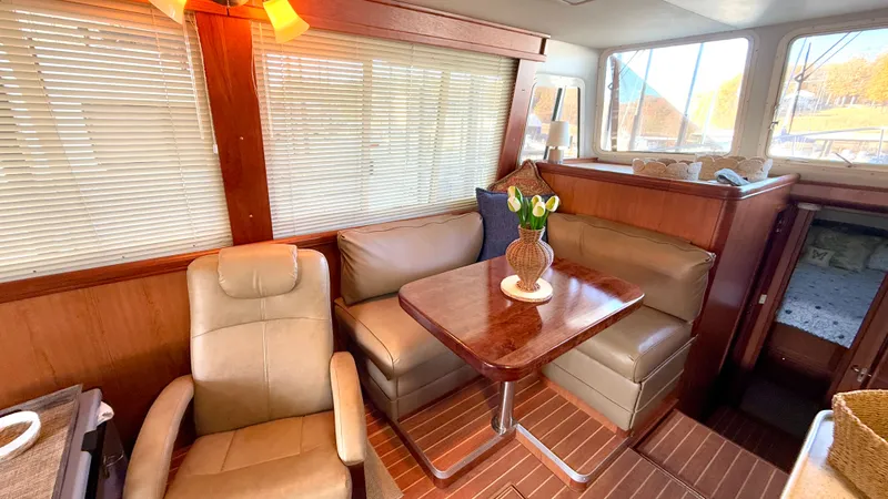 Slide: The Image of Mainship 40 Trawler 2008 - 33