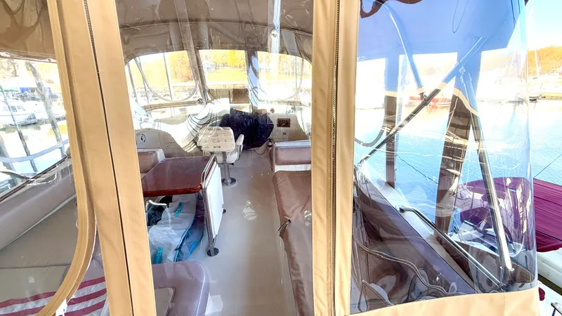 Slide: The Image of Mainship 40 Trawler 2008 - 51