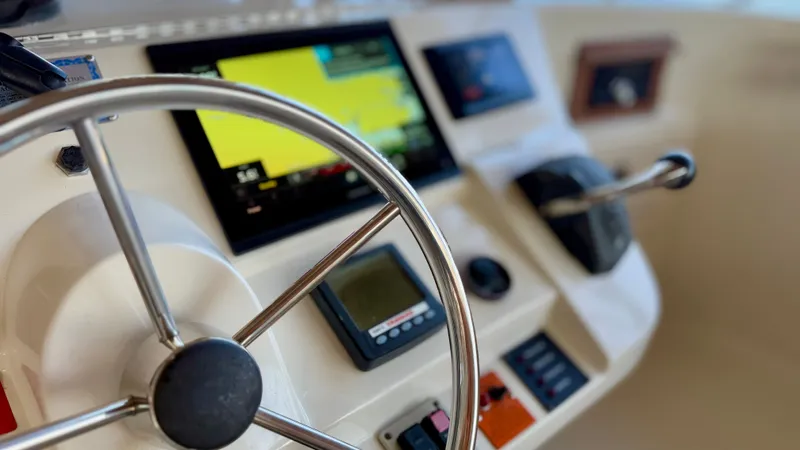 Slide: The Image of Mainship 40 Trawler 2008 - 55