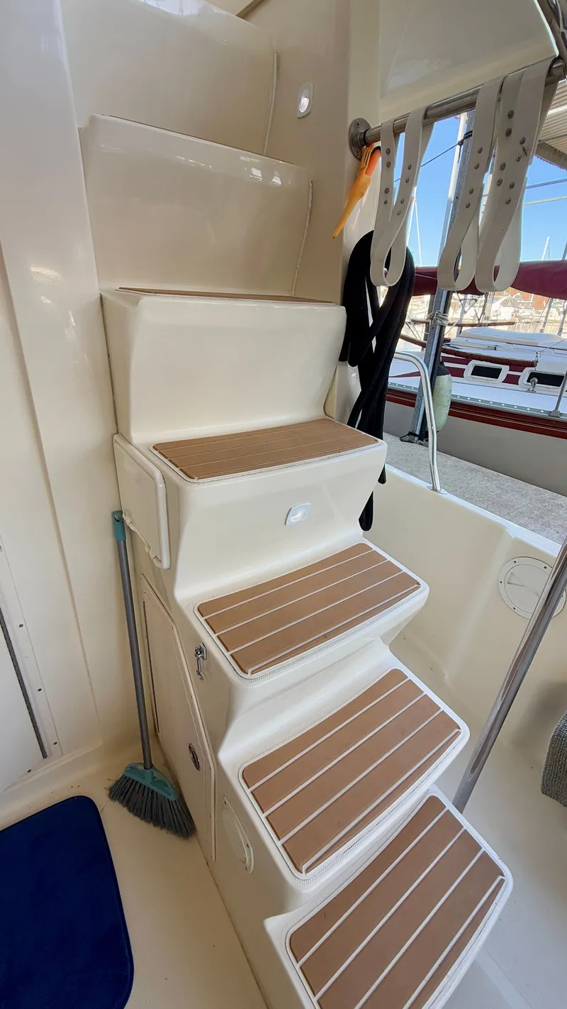 Slide: The Image of Mainship 40 Trawler 2008 - 60